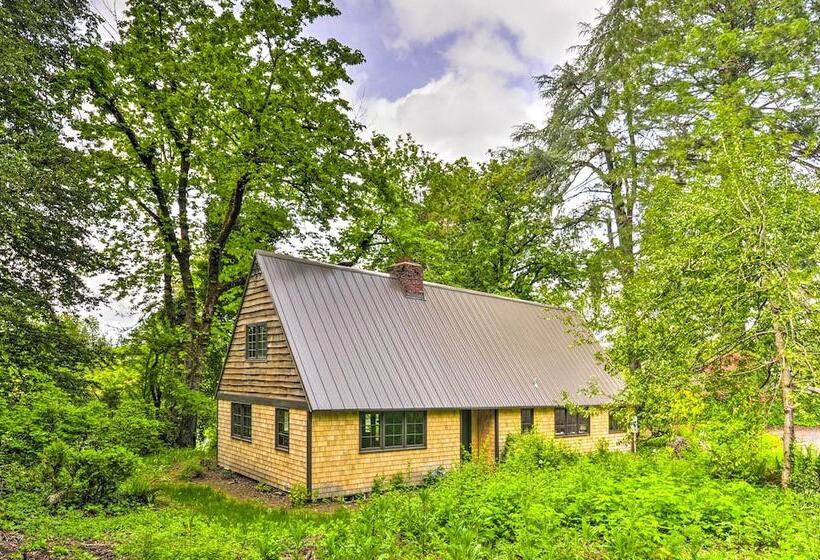Peaceful + Elegant Cottage W/ Riverside View