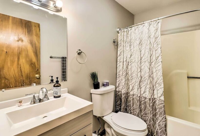 Hot Tub + Game Room: Peaceful Poconos Home!