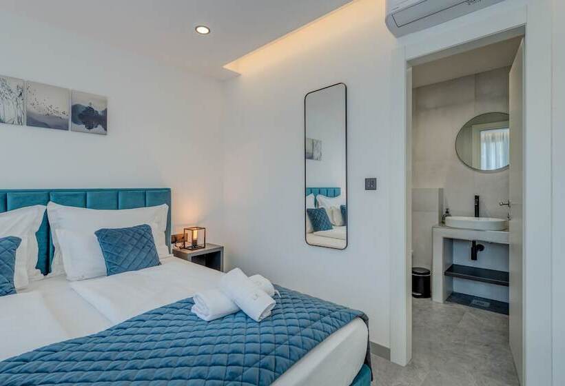 پانسیون Lichia Amia Luxury Rooms