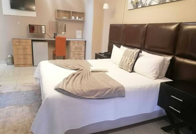 بنسيون On Hill Lodge