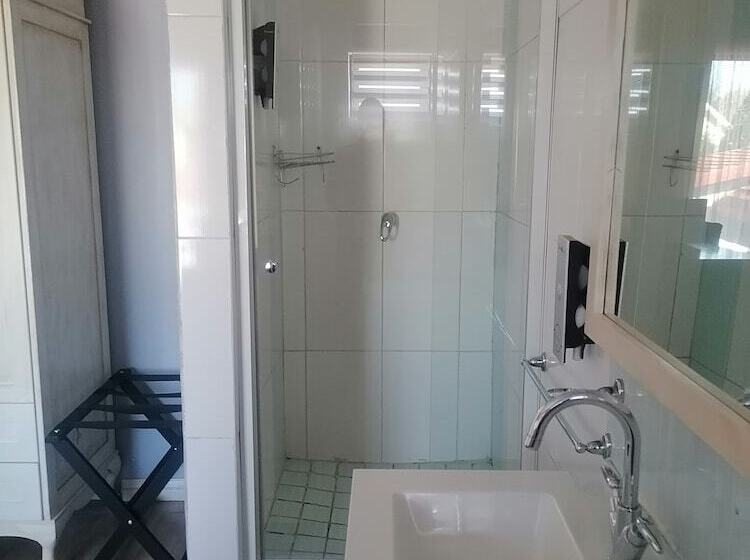 بنسيون On Hill Lodge