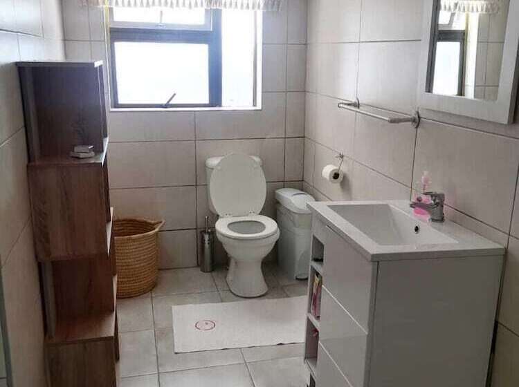 פנסיון On Hill Lodge