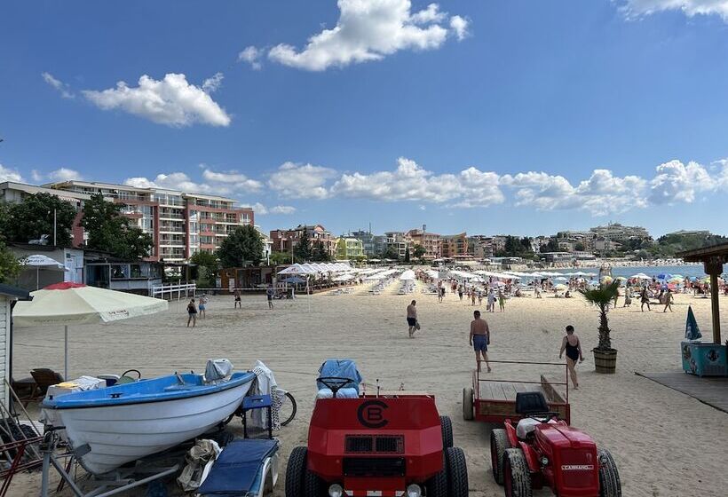 Пансион Panorama Apartmentschantall