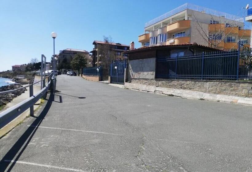 펜션 Panorama Apartmentschantall