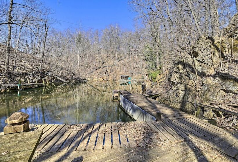 Pet Friendly Cabin W/ Dock On Claytor Lake!
