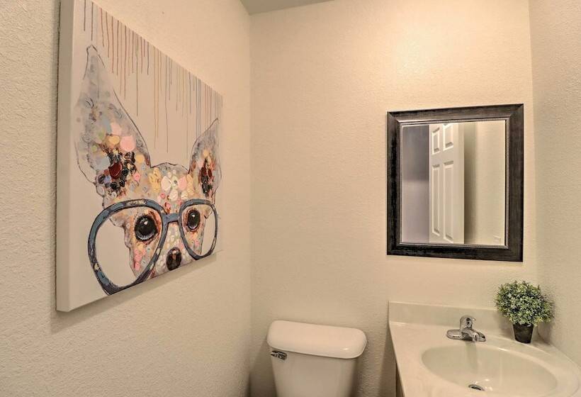 Pet Friendly West Plains Pad < 1 Mi To Dtwn!