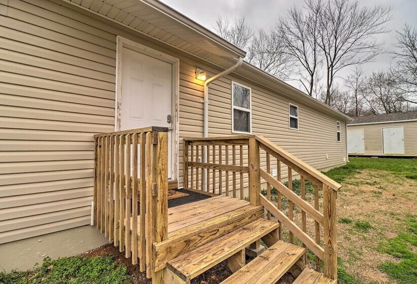 Pet Friendly West Plains Pad < 1 Mi To Dtwn!