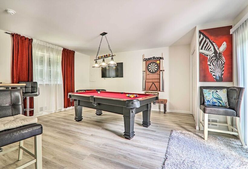 Fire Pit + Hot Tub: Peaceful Poconos Farms Getaway