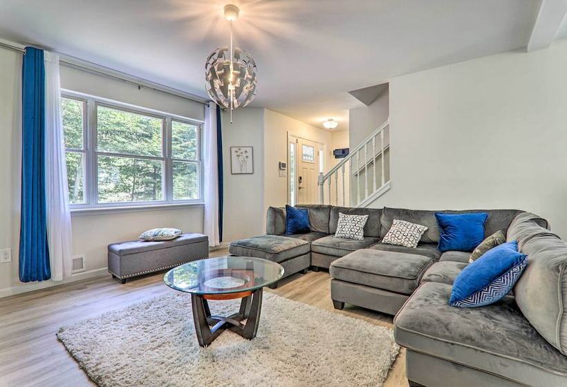 Fire Pit + Hot Tub: Peaceful Poconos Farms Getaway