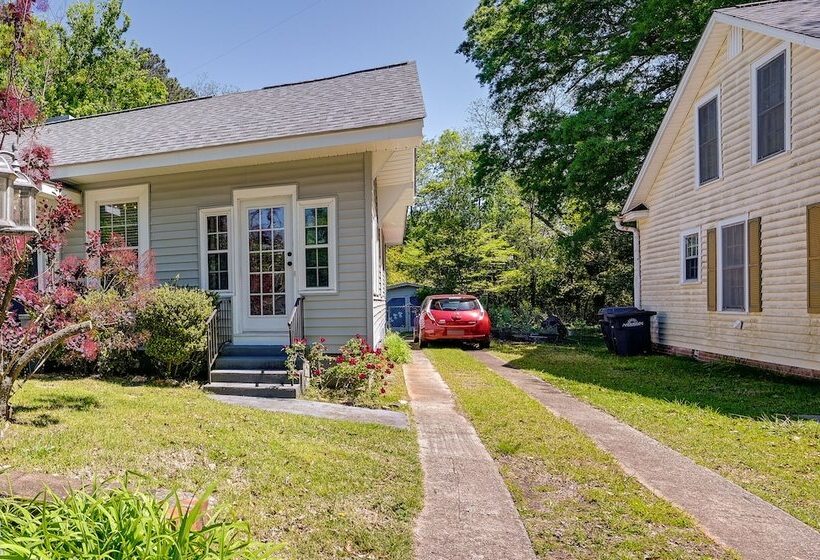 Quaint Anderson Home W/ Sunroom, Walk To Downtown!
