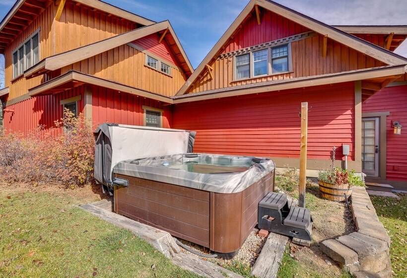 Quiet Fraser Family Escape: Hot Tub & Front Porch!