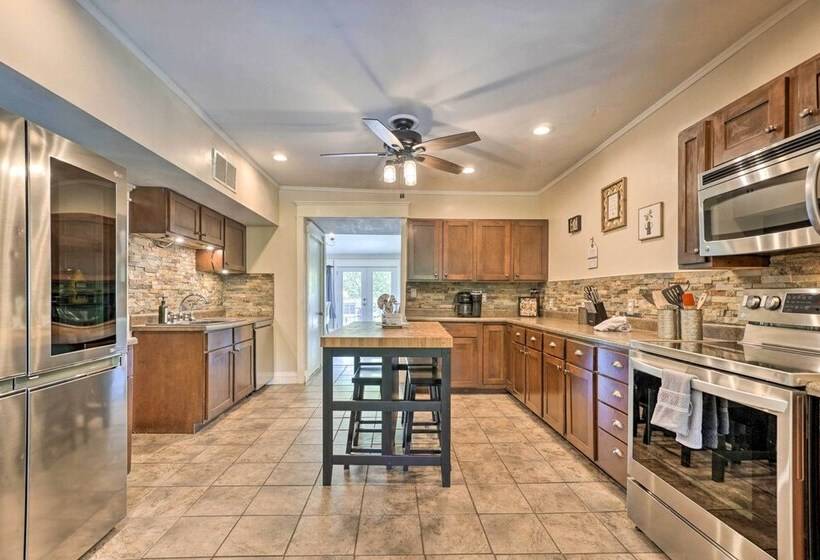 Quiet Rockbridge Cottage ~ 4 Mi To Hocking Hills!