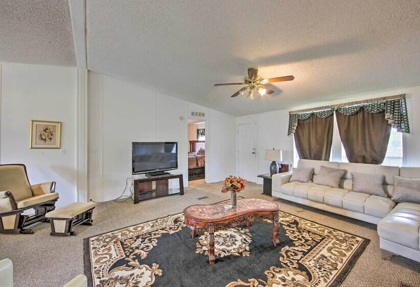 Quitman Home W/ Covered Deck + Lake Access!