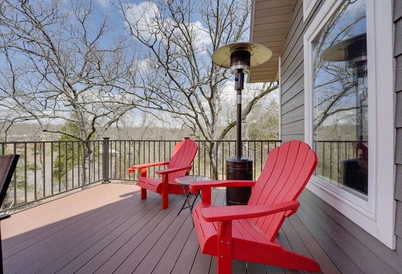 Reeds Spring Retreat W/ Lakeview Deck + Grill