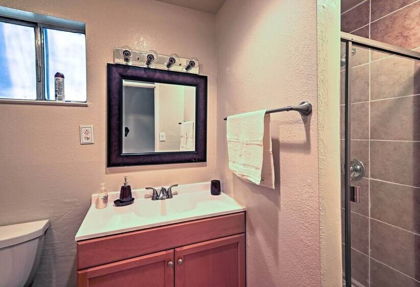 Remodeled & Cozy Gilroy Guest House Near Downtown!