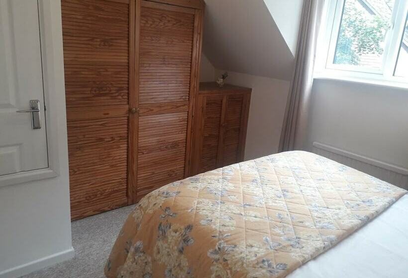 إقامة Captivating 1 Bed House In Cambridge