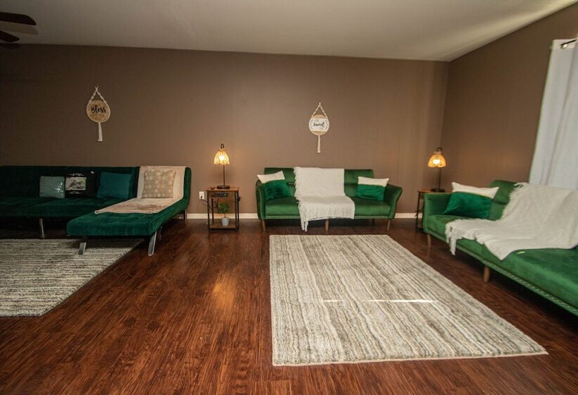 Резиденция Home Sweet Home Midtown