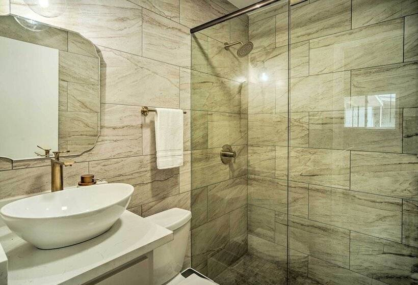 Residential Baton Rouge Vacation Rental!