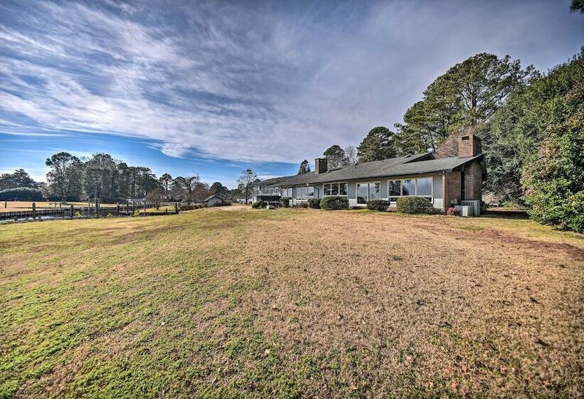 Riverfront Elizabeth City Retreat W/ Yard!