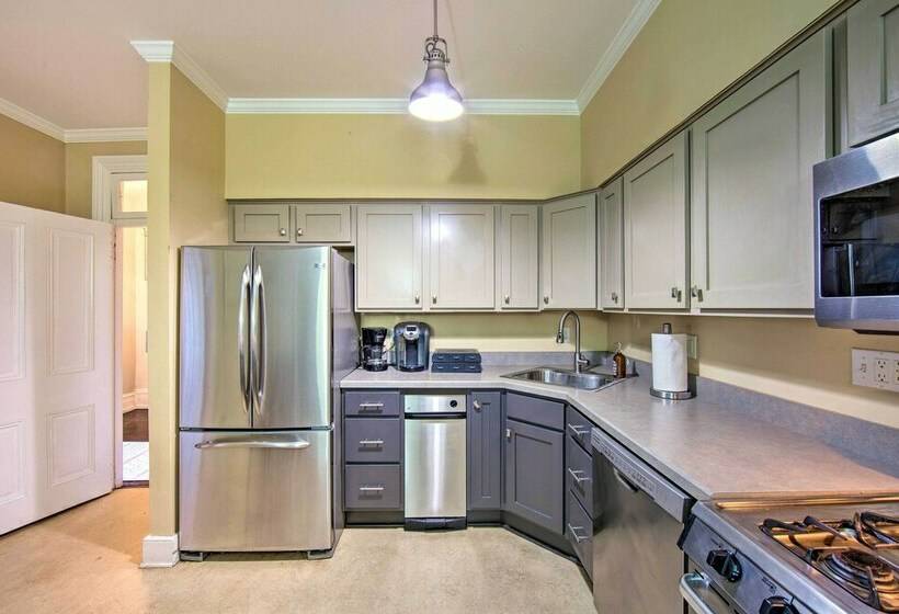 Riverfront Harrisburg Home < 1 Mi To Dtwn!