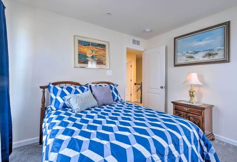 Riverside House W/ Kayaks, Piano & Fireplace