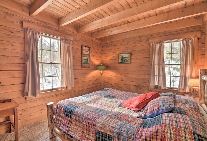 Rustic Madison  Treehouse  Cabin With Game Room!