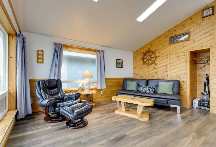 Sanderling Sea Cottages, Unit 11