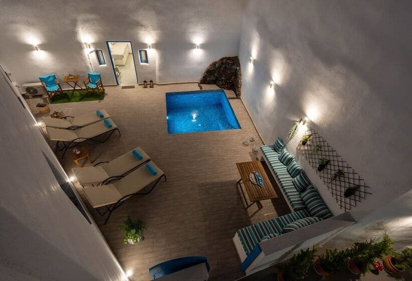 Santorita Suites