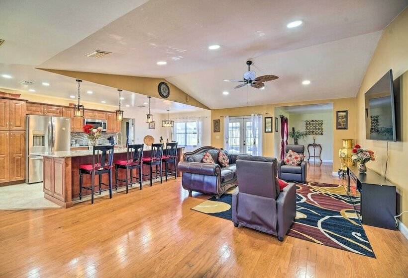 Lanai, Pool & Gas Grill: Sebring Retreat!