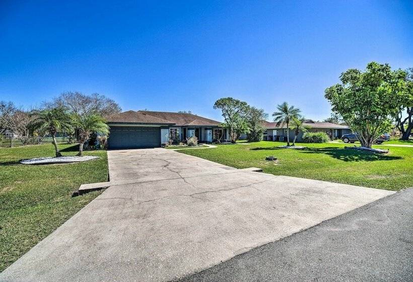 Lanai, Pool & Gas Grill: Sebring Retreat!