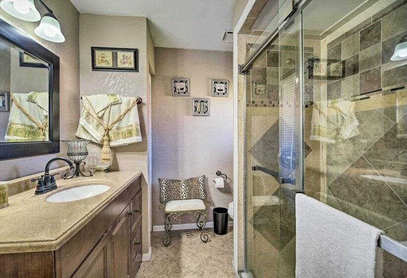 Lanai, Pool & Gas Grill: Sebring Retreat!