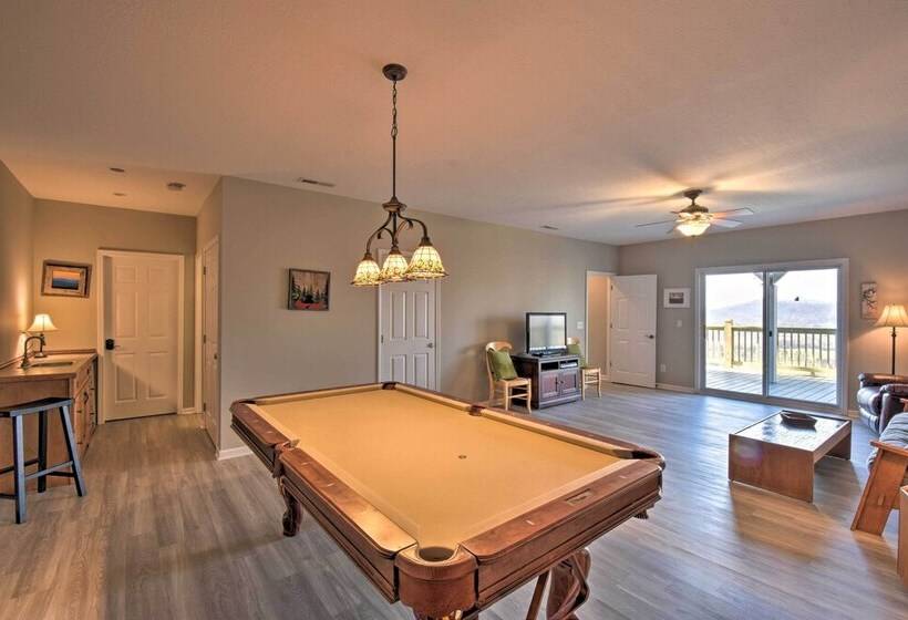 Game Room & Mtn Views: Ridgeline Escape!