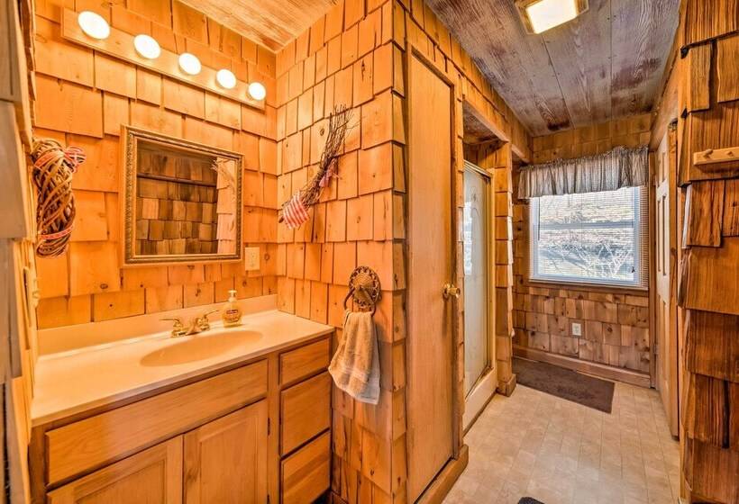 Secluded Spragueville Cabin By Atv Trails & River!