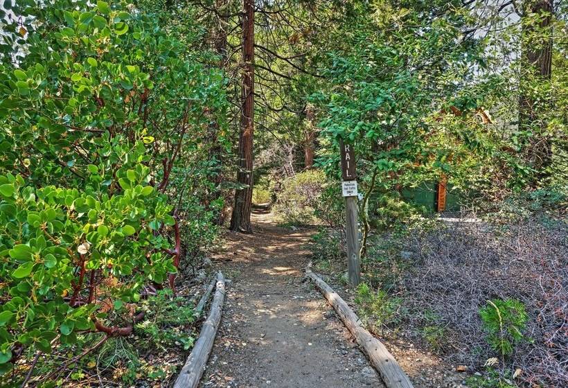 Shaver Lake Cabin W/ Hot Tub, Deck & Trail Access!