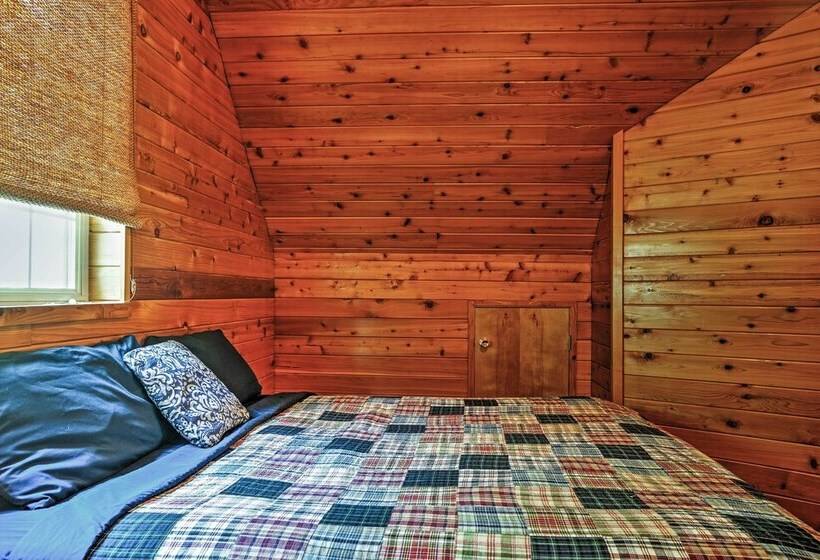 Shaver Lake Cabin W/ Hot Tub, Deck & Trail Access!