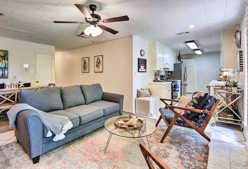 Single Story Bayside Retreat W/ Water Views!