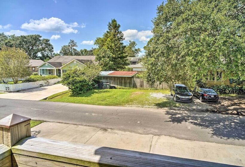 Sleek Baton Rouge Home Near Lsu & Downtown!