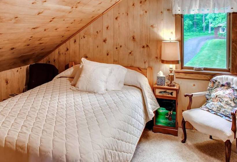 Hike, Fish & Boat: Waterfront Home In Brainerd!