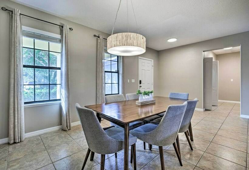 Spacious Davenport Retreat W/ Lanai + Pool!