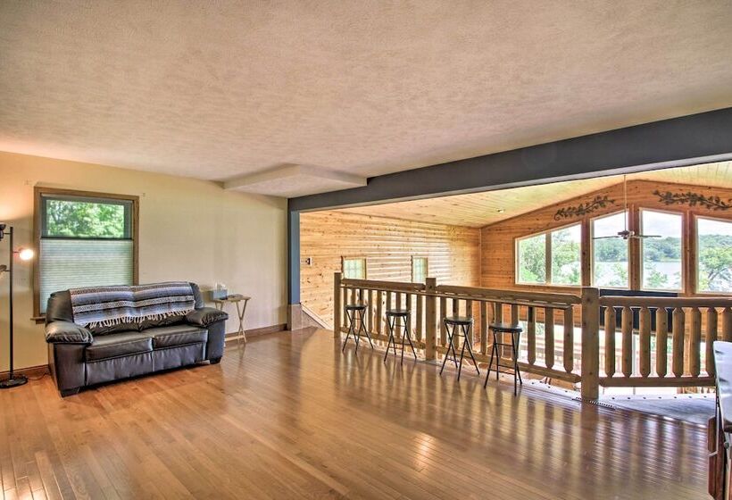 Spacious Frazee Home W/ Direct Lake Access!