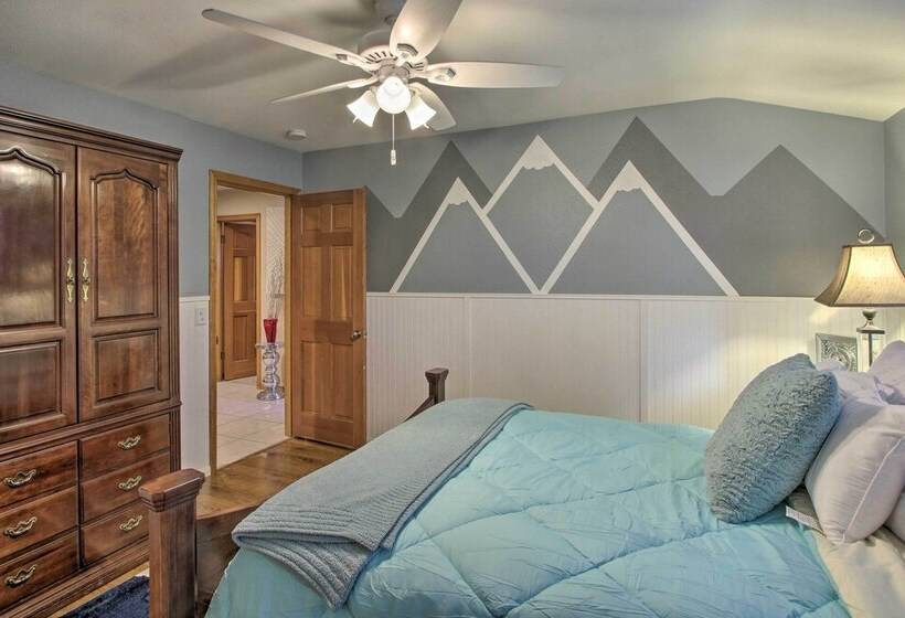 Spacious Lancaster Family Ranch Bbq & Patio