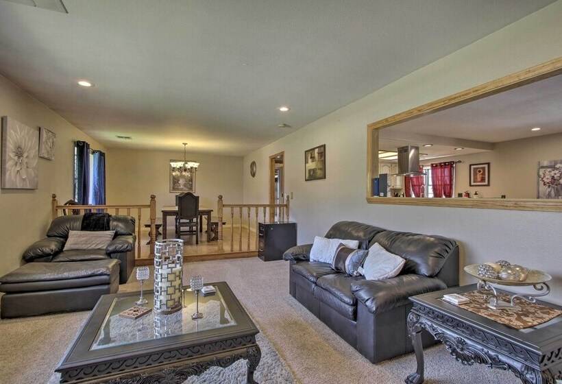 Spacious Lancaster Family Ranch Bbq & Patio