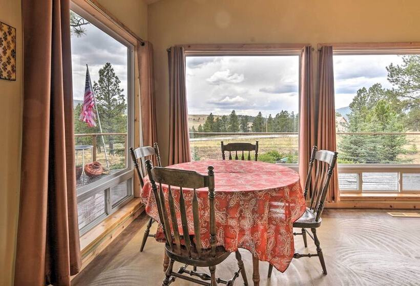 Spacious Mountain Home, 10 Mi To Angel Fire Resort