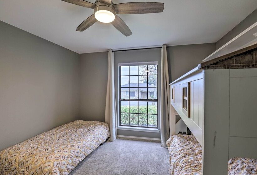 Spacious Waco Home ~ 9 Mi To Magnolia Market