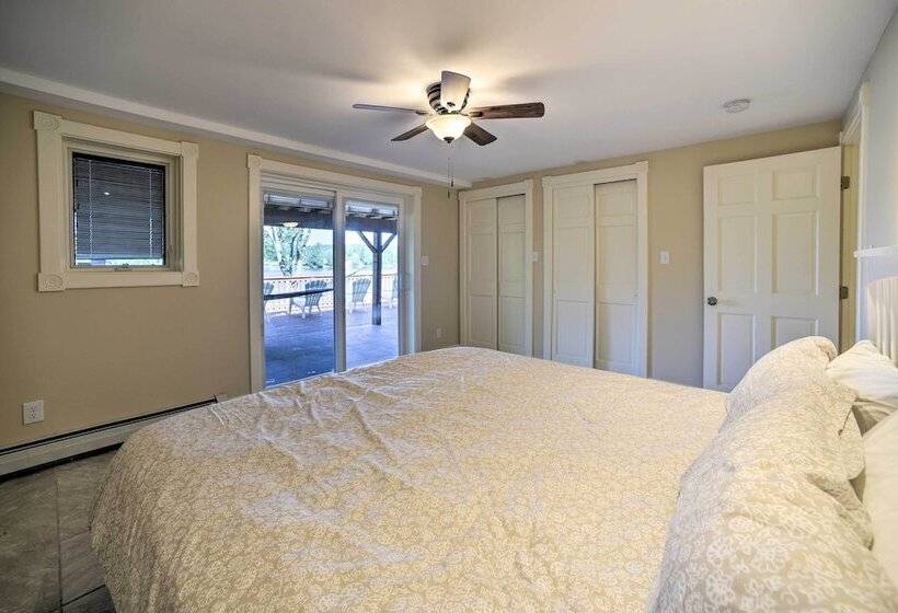 Spacious Wells Oasis W/ Decks On Little Lake!