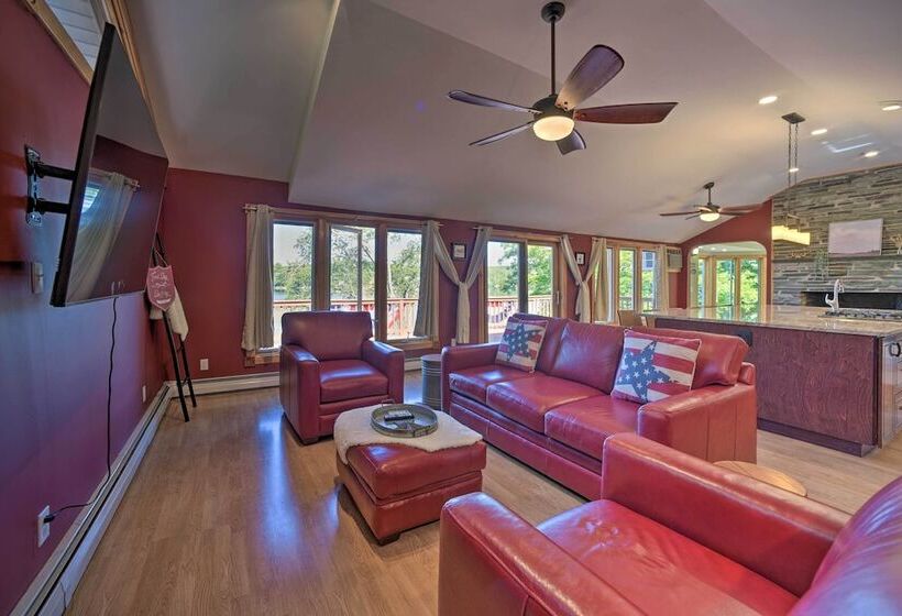 Spacious Wells Oasis W/ Decks On Little Lake!