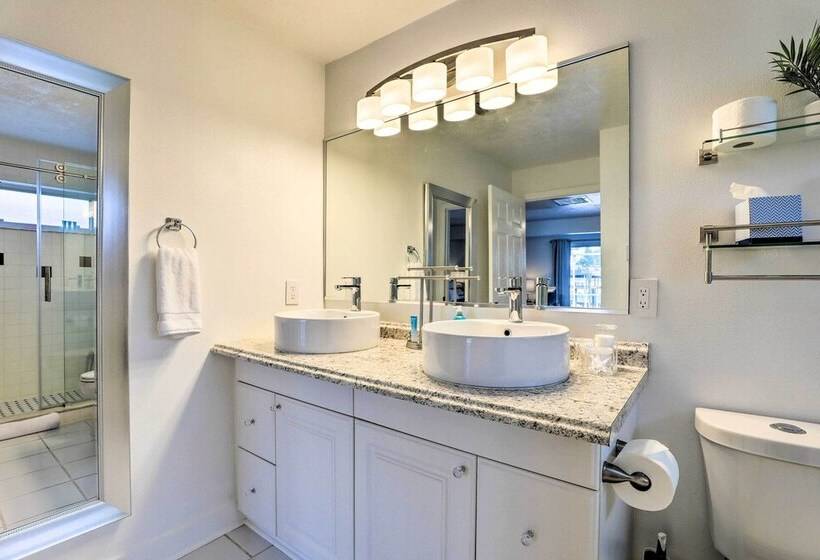 Stunning Palmetto Home W/ Boat Dock & Kayaks!