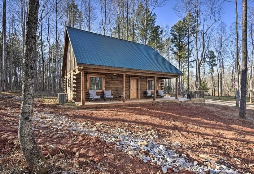 Stylish Creekside Cabin W/ Fire Pit Near Wineries