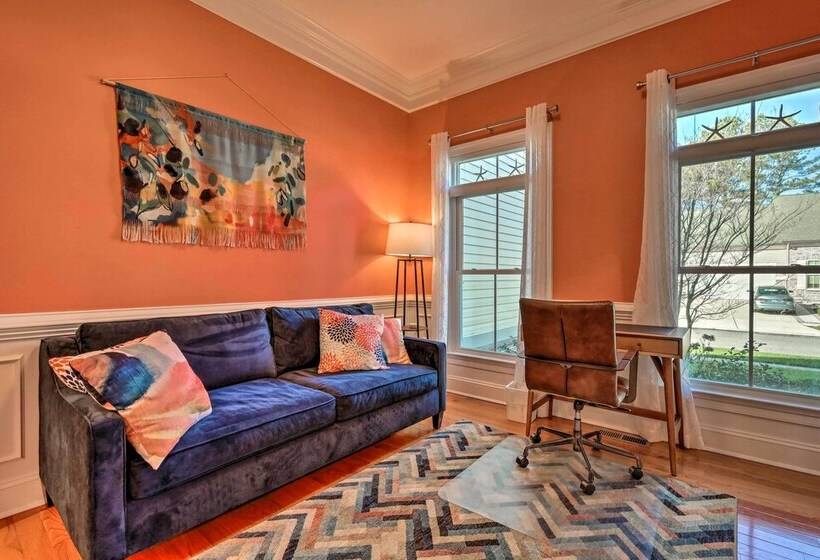 Ocean View Home W/ Screened Porch: 6 Mi To Beach