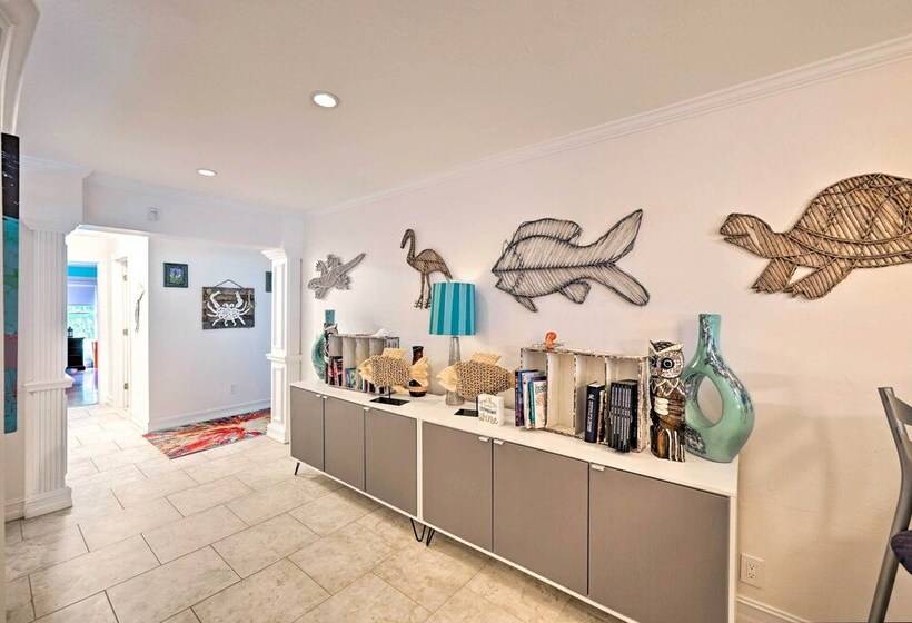 1 Mi To Dtwn: Sun Soaked Cape Coral Getaway!